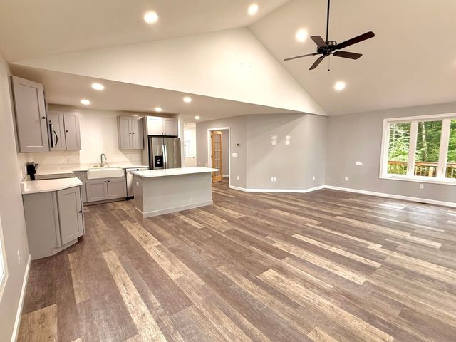 238 Sherbert Rd, Ashburnham, MA 01430