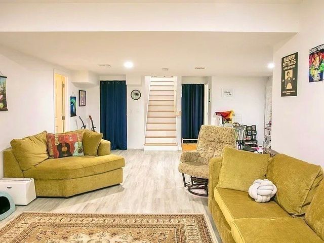 238 Sherbert Rd, Ashburnham, MA 01430