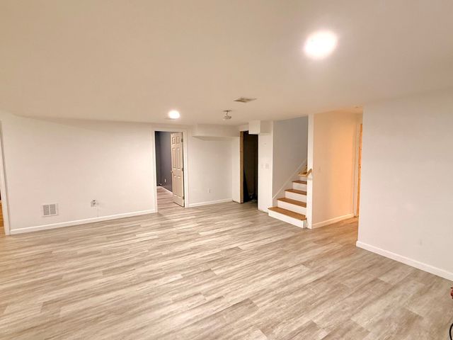 238 Sherbert Rd, Ashburnham, MA 01430