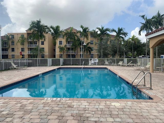 529 E Sheridan St 1021, Dania Beach, FL 33004