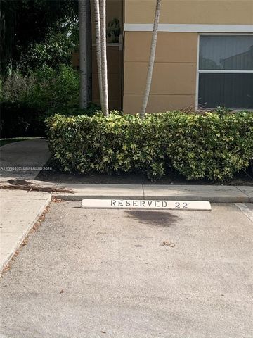 529 E Sheridan St 1021, Dania Beach, FL 33004