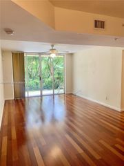 529 E Sheridan St 1021, Dania Beach, FL 33004