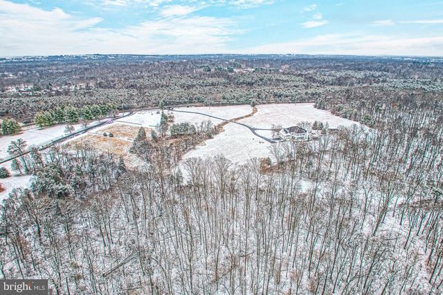 22101 EVERGREEN MILLS RD, Leesburg, VA 20175