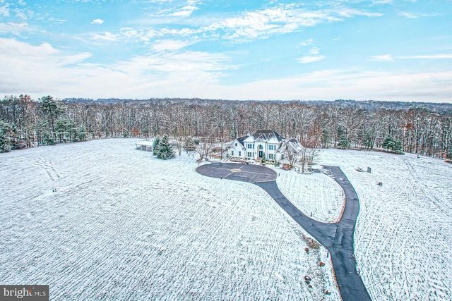 22101 EVERGREEN MILLS RD, Leesburg, VA 20175