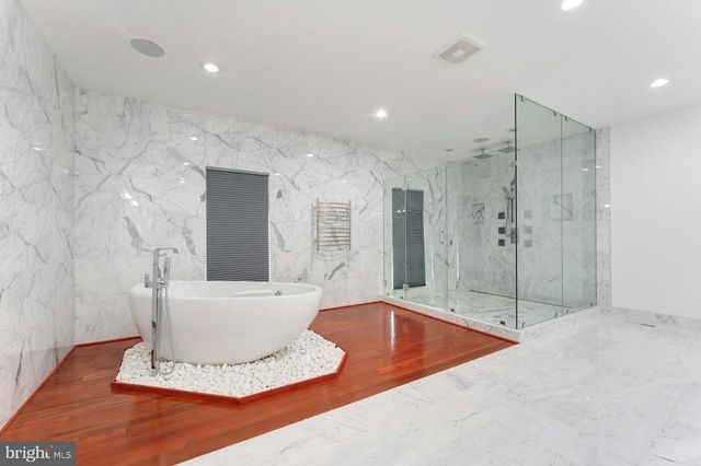 22101 EVERGREEN MILLS RD, Leesburg, VA 20175