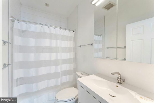 22101 EVERGREEN MILLS RD, Leesburg, VA 20175