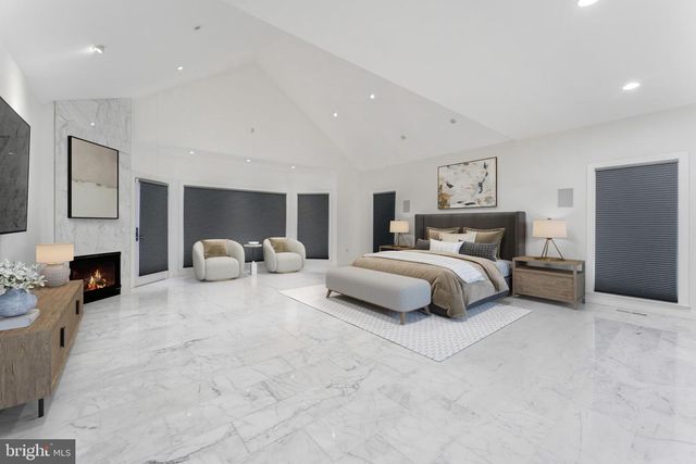 22101 EVERGREEN MILLS RD, Leesburg, VA 20175