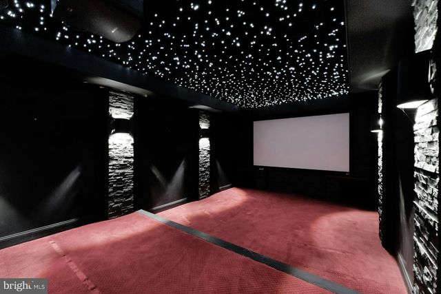 22101 EVERGREEN MILLS RD, Leesburg, VA 20175