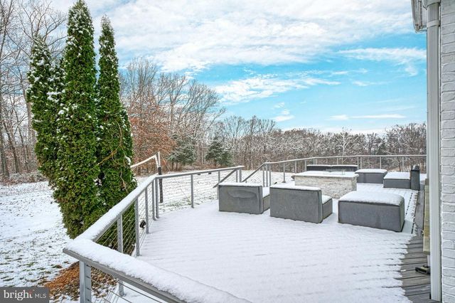 22101 EVERGREEN MILLS RD, Leesburg, VA 20175