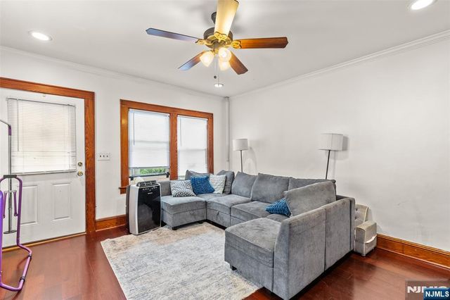 139 Van Avenue, Pompton Lakes, NJ 07442