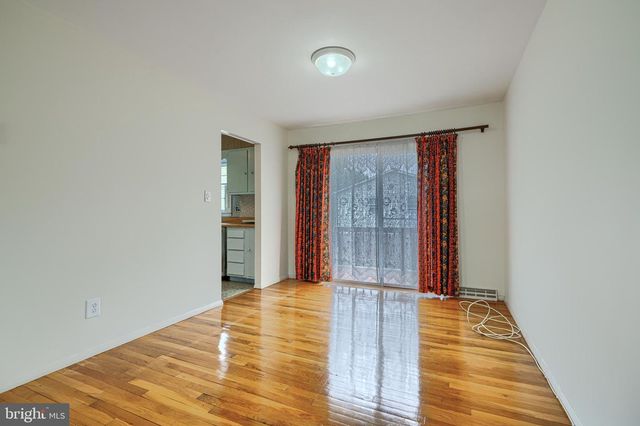 201 MYSTICWOOD RD, Reisterstown, MD 21136