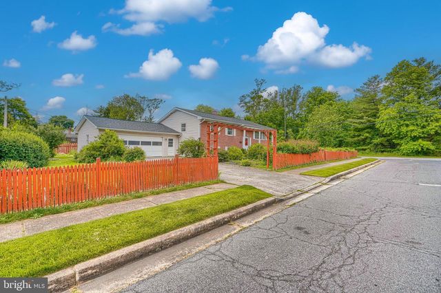 201 MYSTICWOOD RD, Reisterstown, MD 21136