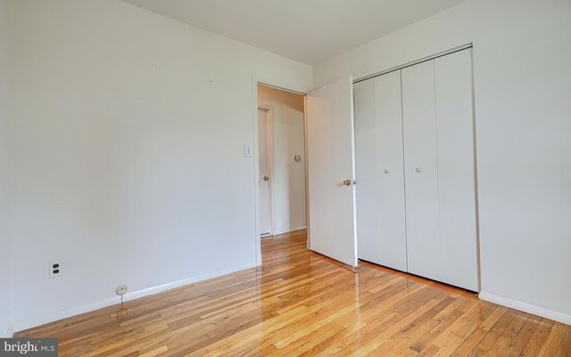 201 MYSTICWOOD RD, Reisterstown, MD 21136