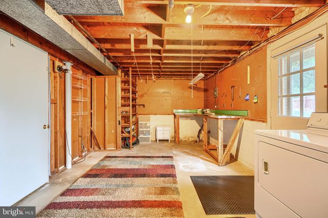 201 MYSTICWOOD RD, Reisterstown, MD 21136