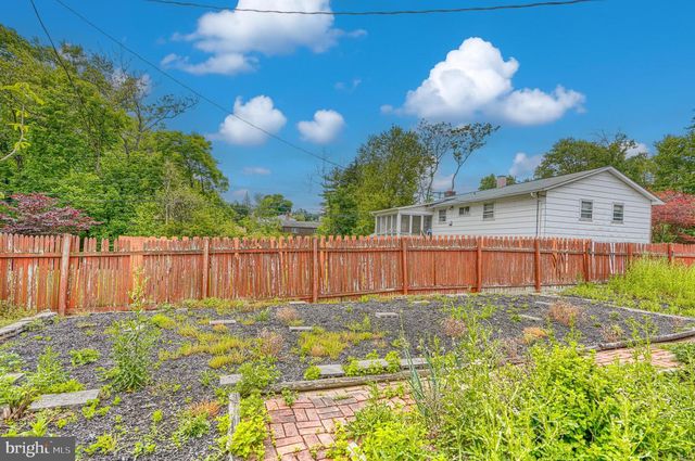 201 MYSTICWOOD RD, Reisterstown, MD 21136