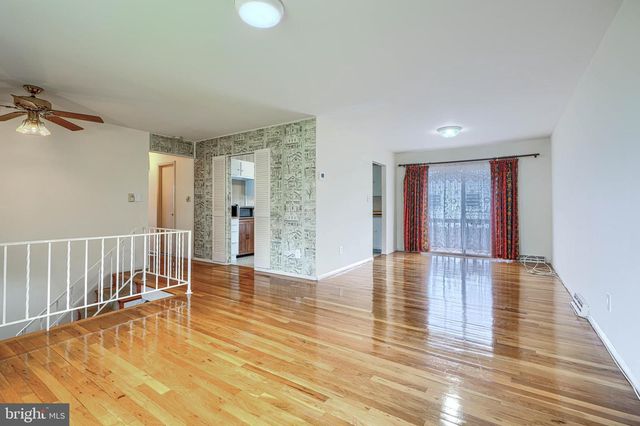 201 MYSTICWOOD RD, Reisterstown, MD 21136