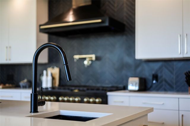 4600 Gillis ST, Austin, TX 78745