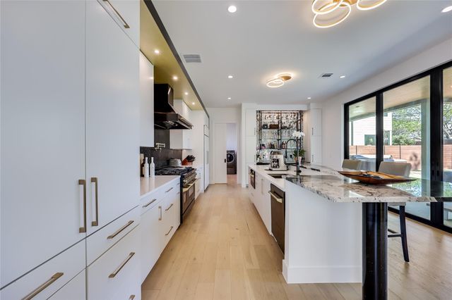 4600 Gillis ST, Austin, TX 78745