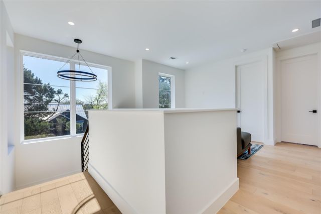 4600 Gillis ST, Austin, TX 78745