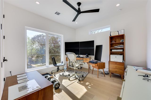 4600 Gillis ST, Austin, TX 78745