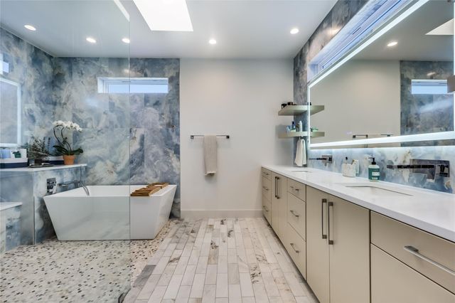 4600 Gillis ST, Austin, TX 78745