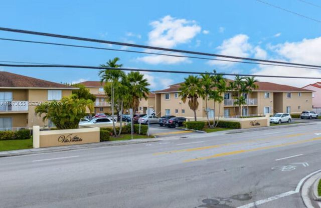 3011 W 76th St A-104, Hialeah, FL 33018