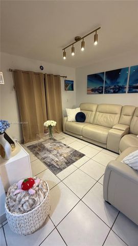 3011 W 76th St A-104, Hialeah, FL 33018