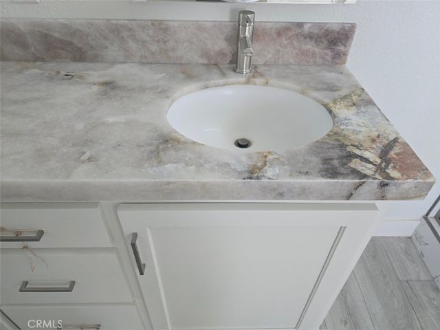 21500 Lassen 45, Chatsworth, CA 91311