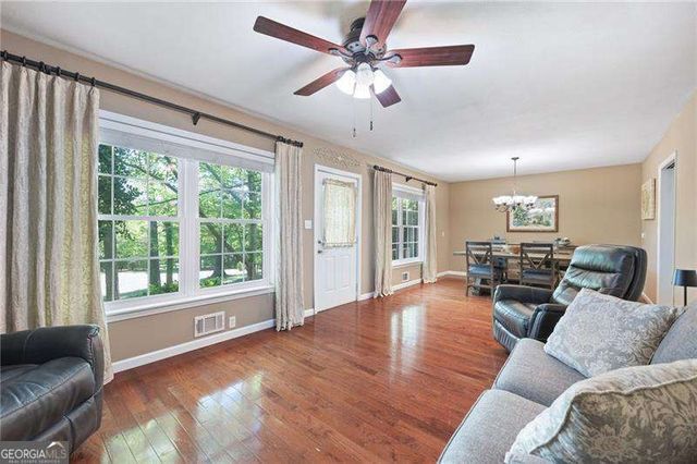 58 Mt Calvary Road, Marietta, GA 30064