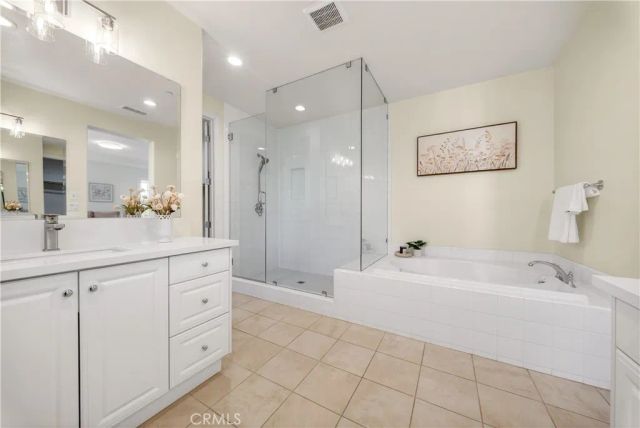 22 Lark, Lake Forest, CA 92630