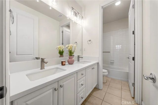 22 Lark, Lake Forest, CA 92630