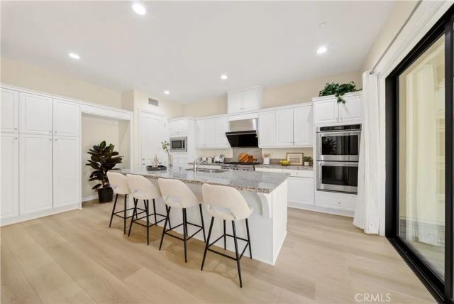 22 Lark, Lake Forest, CA 92630