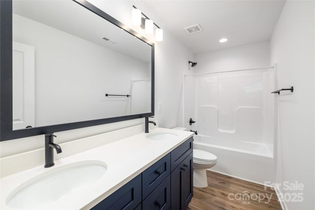 4445 Garvin Drive, Charlotte, NC 28269