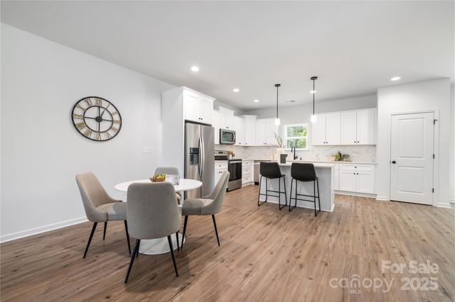 4445 Garvin Drive, Charlotte, NC 28269