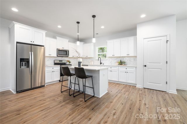 4445 Garvin Drive, Charlotte, NC 28269