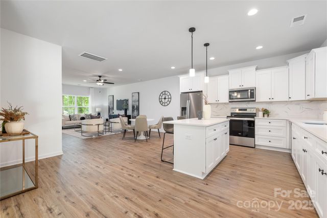 4445 Garvin Drive, Charlotte, NC 28269