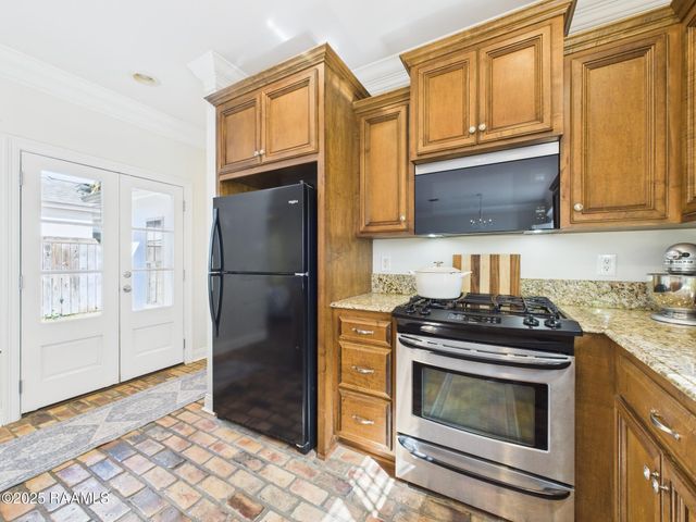 110 Barton Terrace, Youngsville, LA 70592