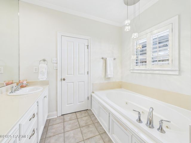 110 Barton Terrace, Youngsville, LA 70592