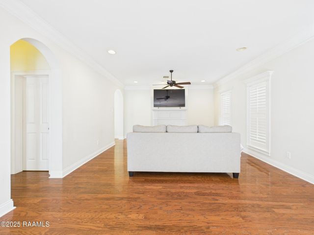 110 Barton Terrace, Youngsville, LA 70592