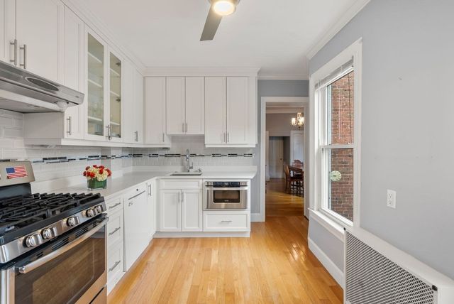 24 Auburn Street, Boston, MA 02129