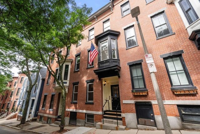 24 Auburn Street, Boston, MA 02129