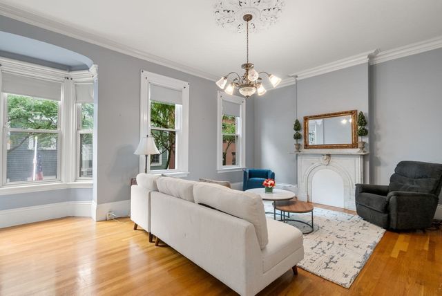 24 Auburn Street, Boston, MA 02129