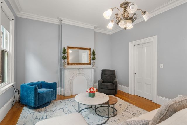 24 Auburn Street, Boston, MA 02129