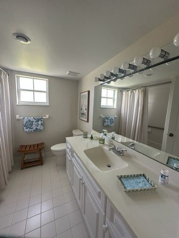 740 Lake Orchid Circle 109, Vero Beach, FL 32962