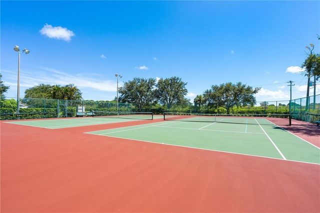 740 Lake Orchid Circle 109, Vero Beach, FL 32962
