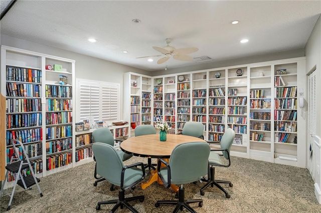 740 Lake Orchid Circle 109, Vero Beach, FL 32962