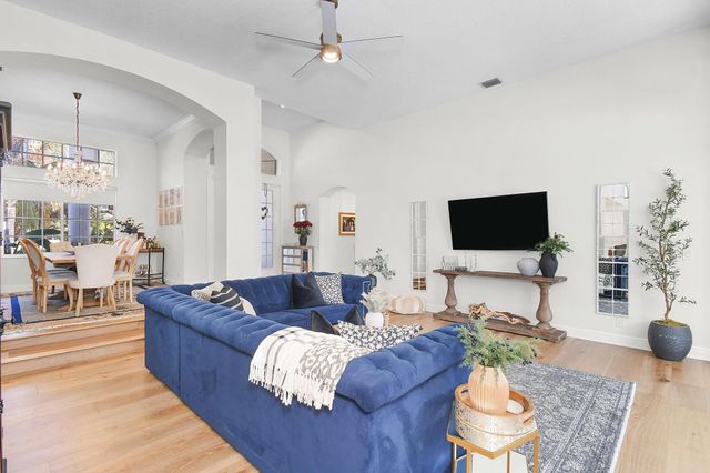 5084 SW Hammock Creek Drive, Palm City, FL 34990