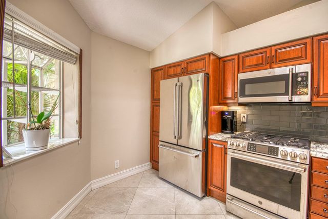 20 Via Aurelia, Palm Beach Gardens, FL 33418