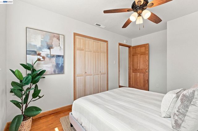 32235 Pulaski Dr, Hayward, CA 94544