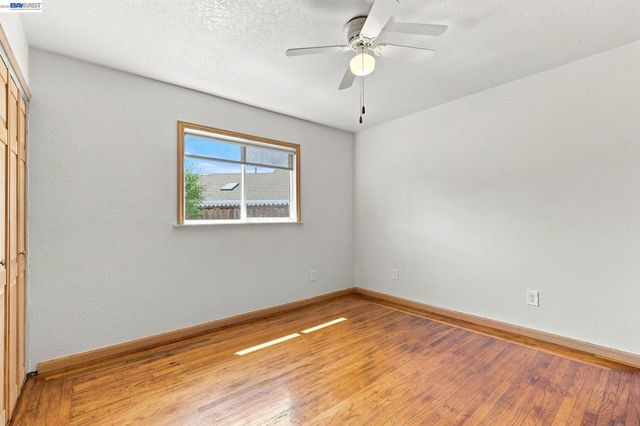 32235 Pulaski Dr, Hayward, CA 94544
